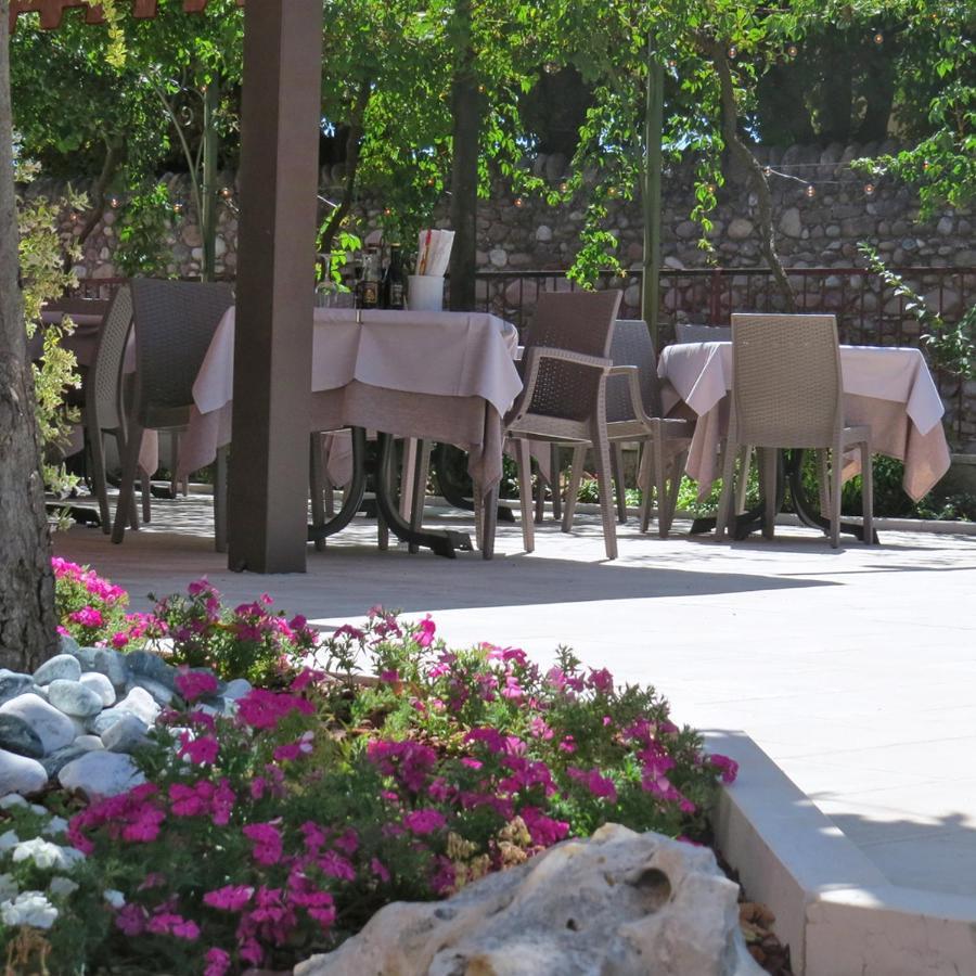 Hotel Corte Dal Castello لاتيزي المظهر الخارجي الصورة